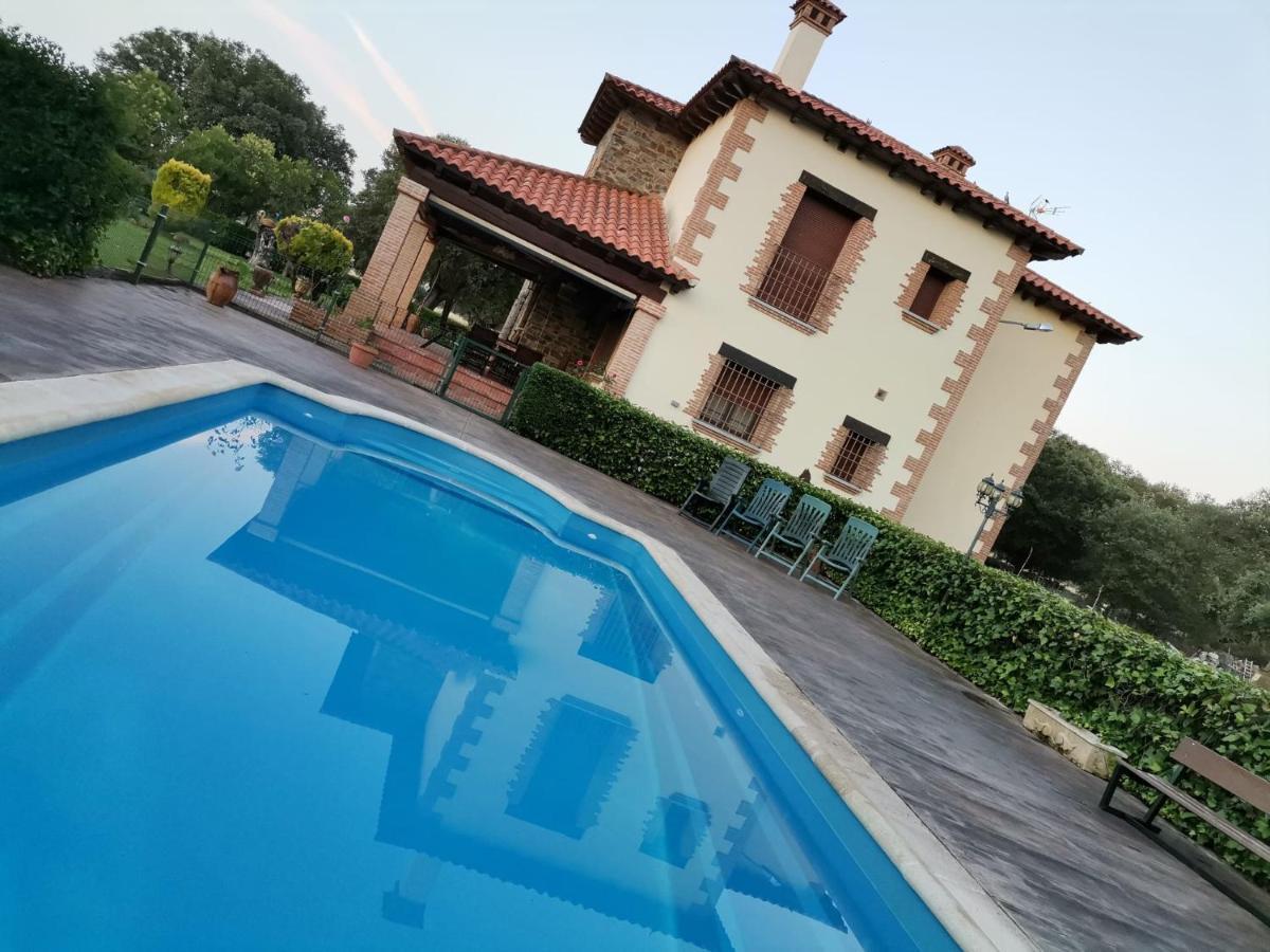 Casa Rural Suerte De Los Mozos Caceres Exterior photo